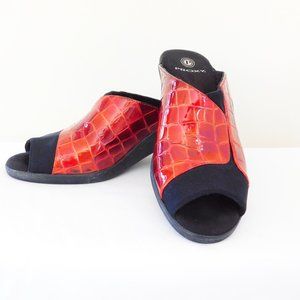 Vintage Proxy Red Leather Reptile Embossed Wedge Shoes Size 7m